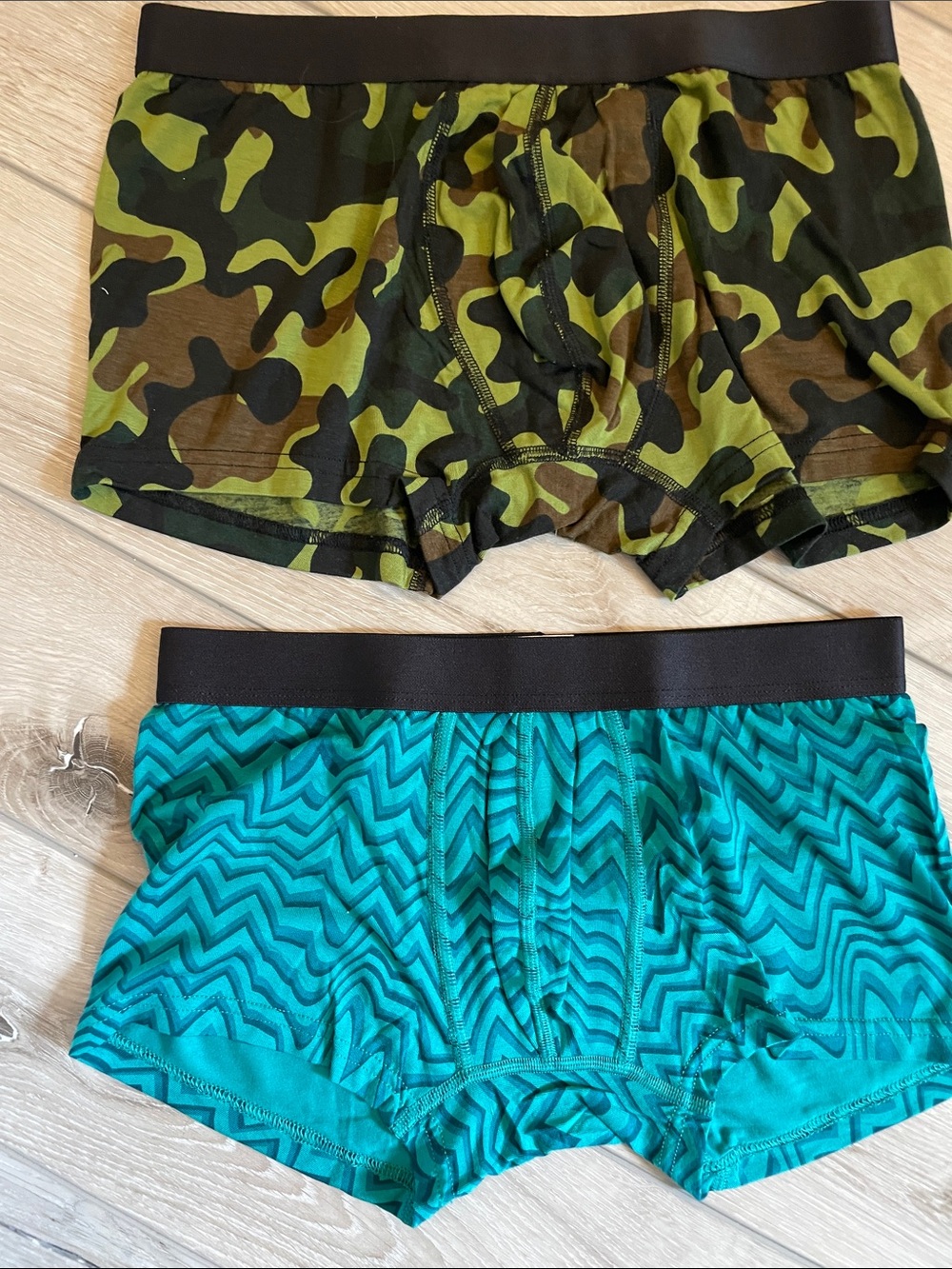 2-Pack Men's Boxer Briefs M Camouflage & Teal Zigzag